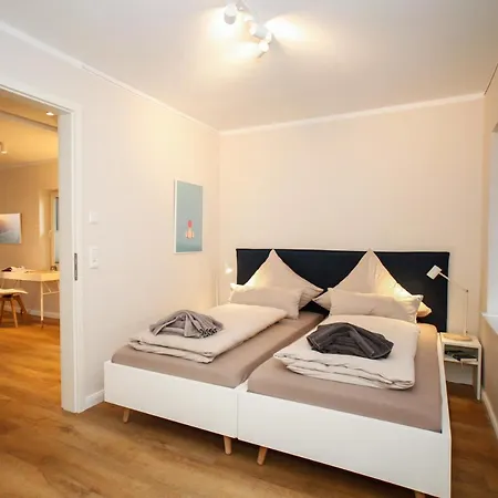 Haus Vier Jahreszeiten *